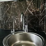 Black At Blossom Hill דירה *