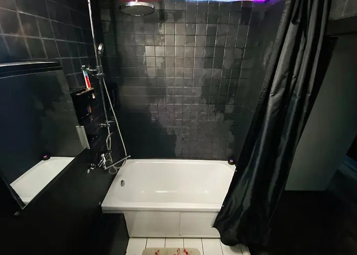 Apartman Black At Blossom Hill *