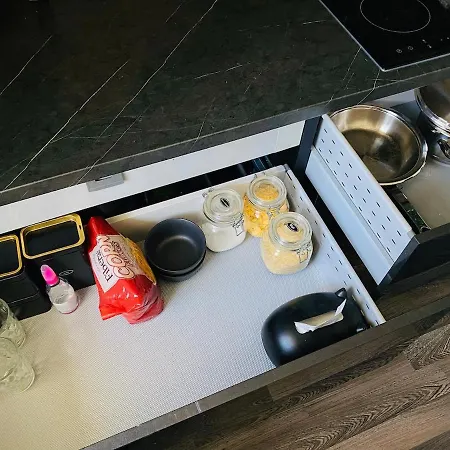 Apartment Black At Blossom Hill Tallinn